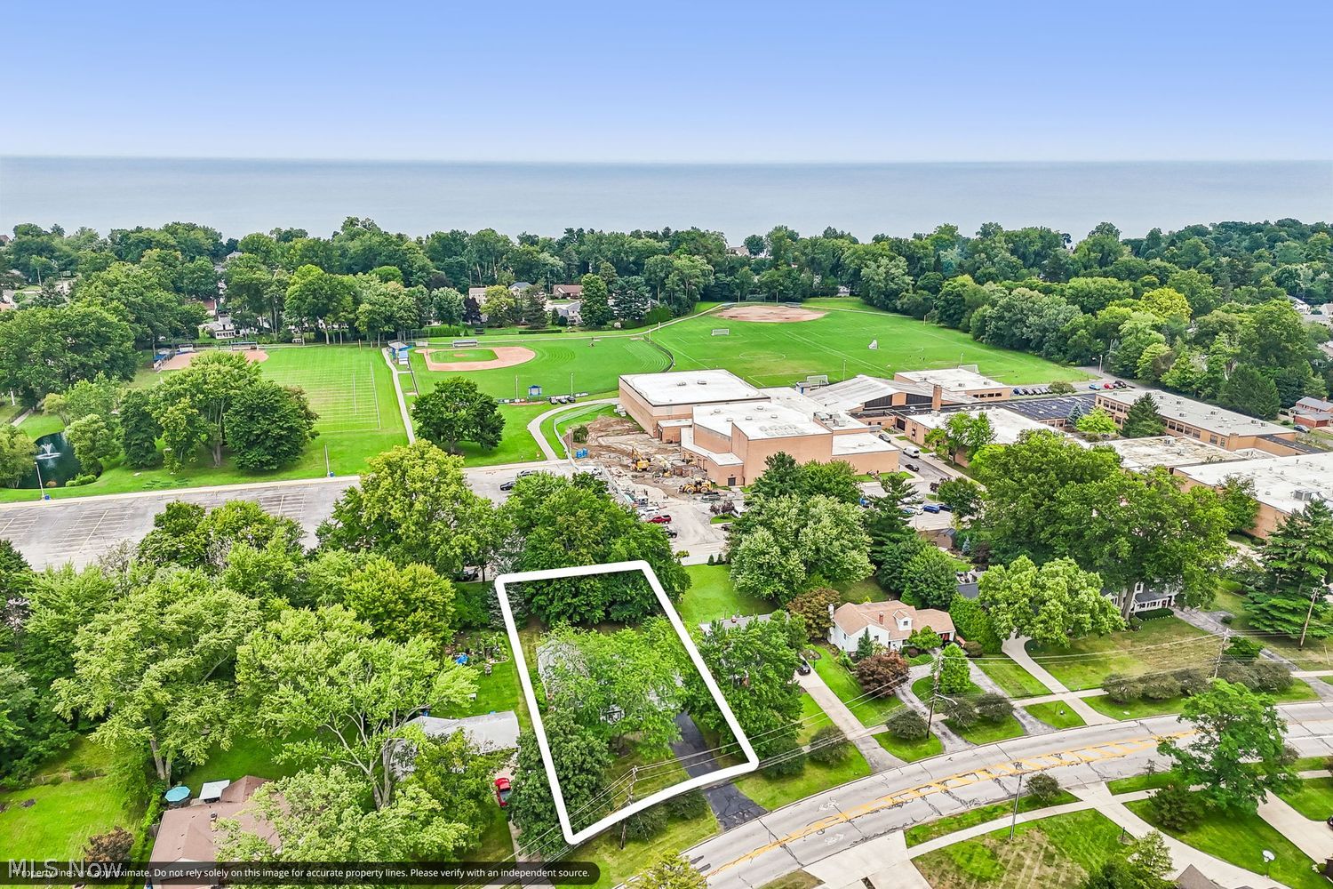 29486 Wolf Road Bay Village OH 44140