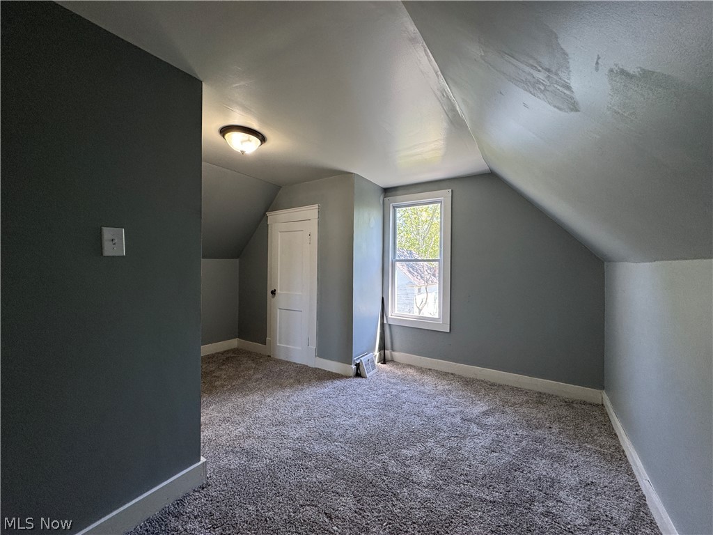 9508 Empire Avenue Cleveland OH 44108