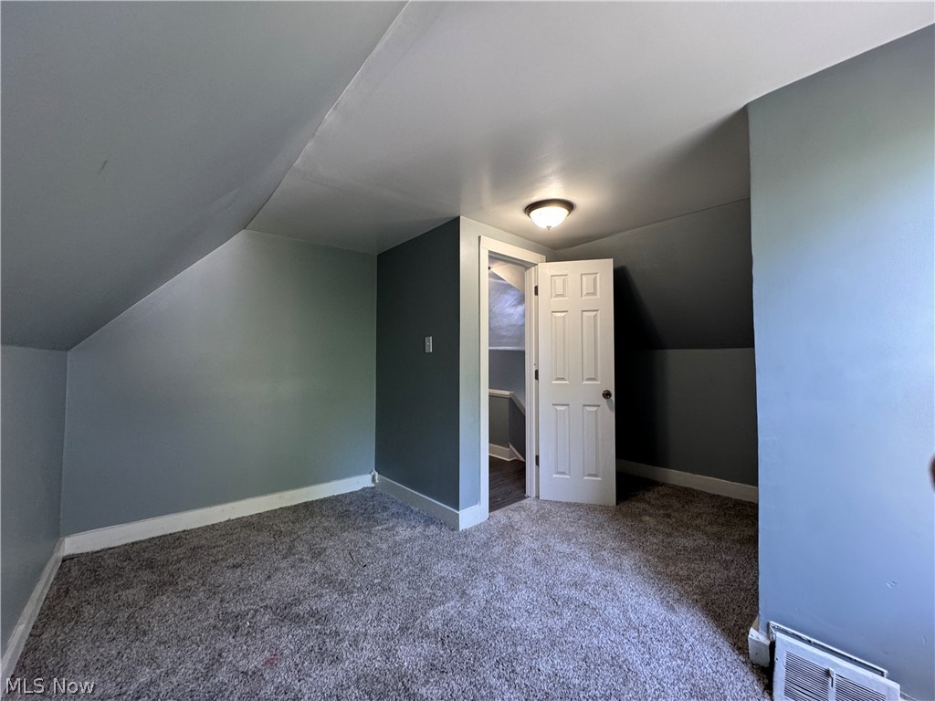 9508 Empire Avenue Cleveland OH 44108