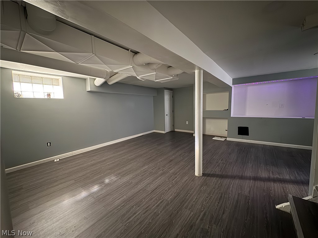 9508 Empire Avenue Cleveland OH 44108