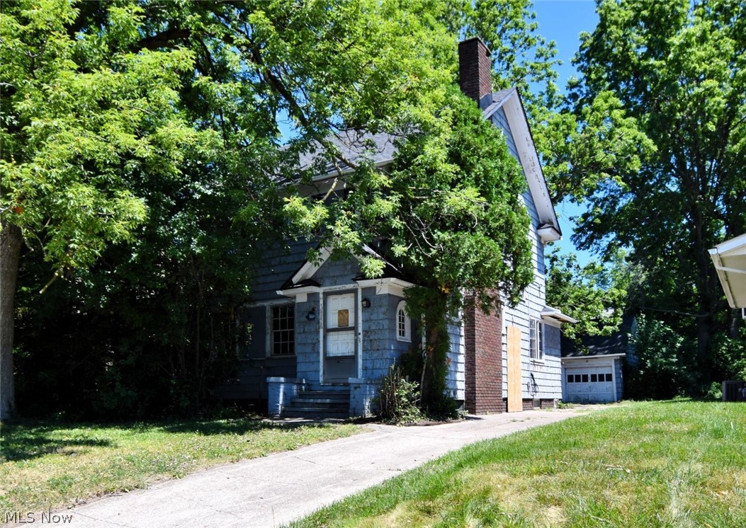 3097 Becket Road Cleveland OH 44120