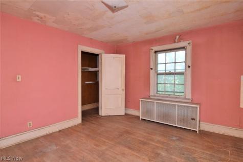 3097 Becket Road Cleveland OH 44120