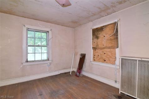 3097 Becket Road Cleveland OH 44120