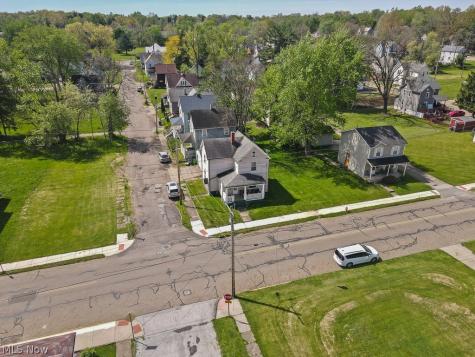 955 E Summit Street Alliance OH 44601