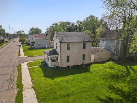 955 E Summit Street Alliance OH 44601