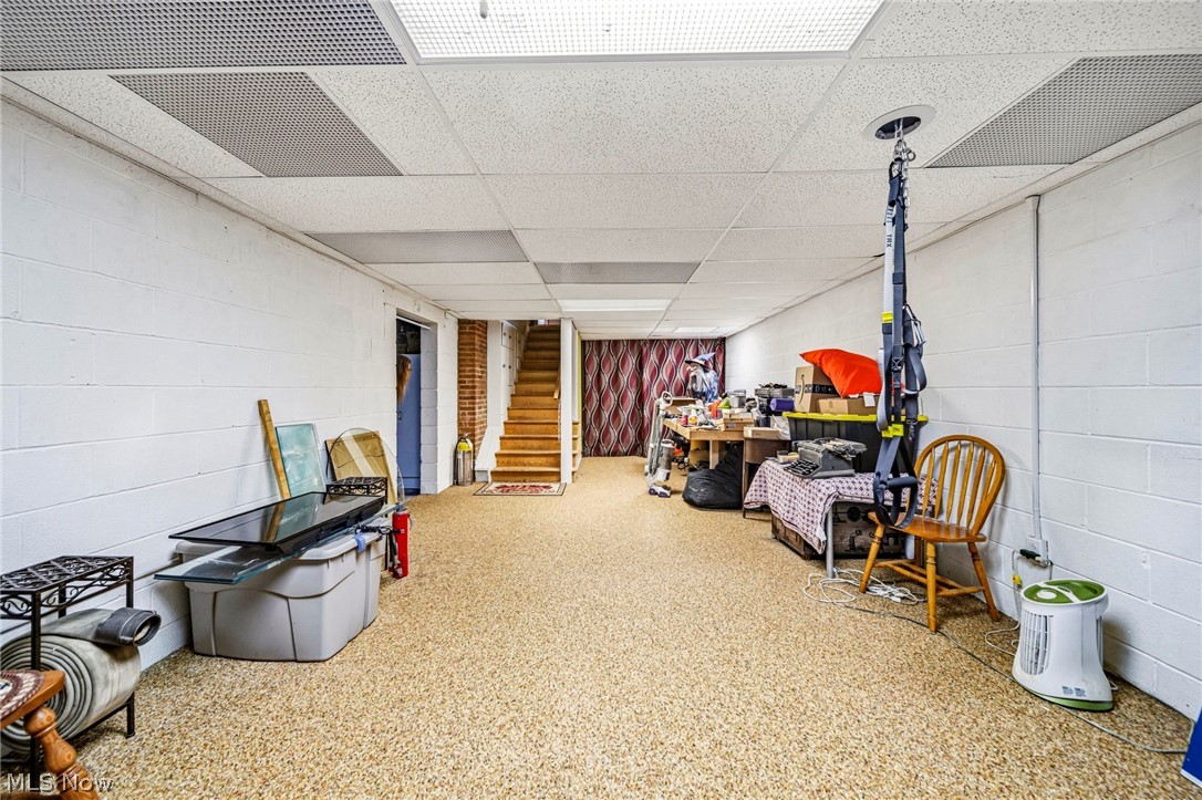 219 W Mennonite Road Aurora OH 44202