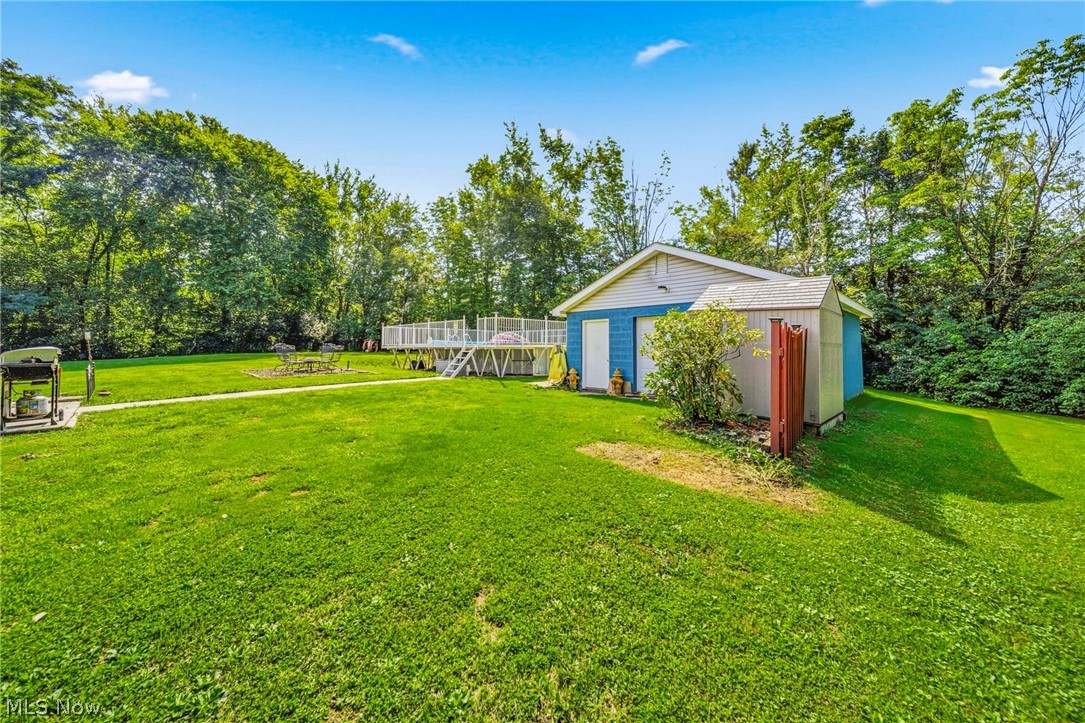 219 W Mennonite Road Aurora OH 44202
