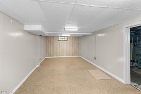 2855 Niles Vienna Road Niles OH 44446
