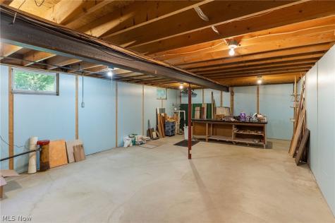 2855 Niles Vienna Road Niles OH 44446