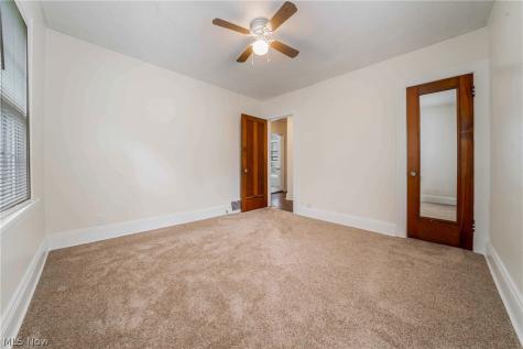 18107 East Park Drive Cleveland OH 44119