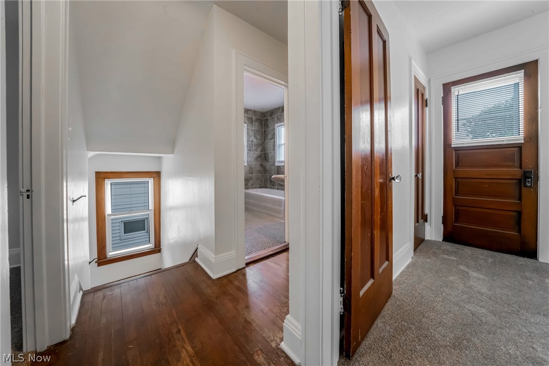 18107 East Park Drive Cleveland OH 44119