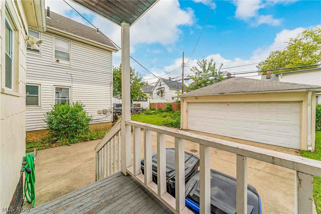 18107 East Park Drive Cleveland OH 44119