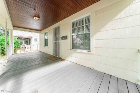 18107 East Park Drive Cleveland OH 44119