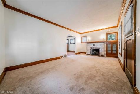 18107 East Park Drive Cleveland OH 44119