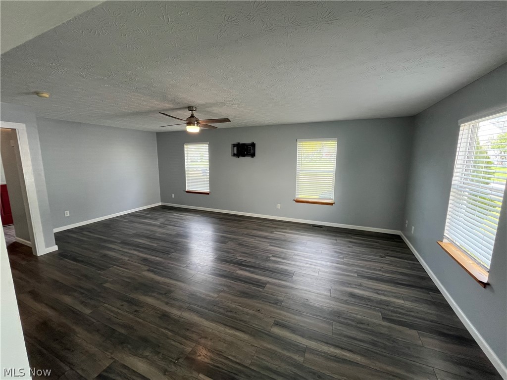835 Yorkshire Drive Ravenna OH 44266