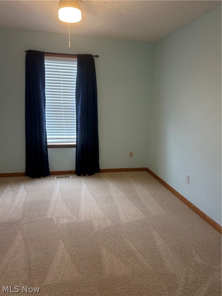 835 Yorkshire Drive Ravenna OH 44266