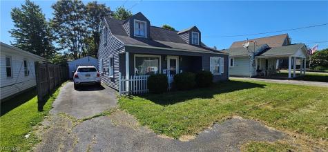 52 N Navarre Avenue Youngstown OH 44515