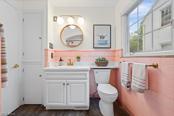 552 Lake Forest Drive Bay Village OH 44140