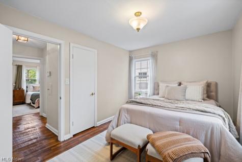 552 Lake Forest Drive Bay Village OH 44140