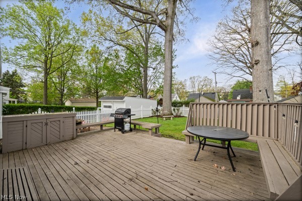 552 Lake Forest Drive Bay Village OH 44140