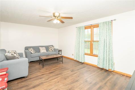 5782 Drenta Circle SW Navarre OH 44662