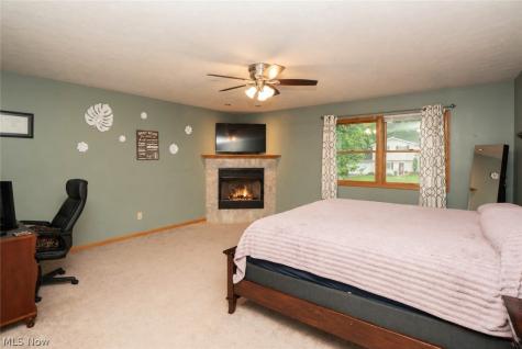 5782 Drenta Circle SW Navarre OH 44662