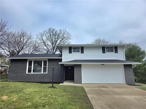 3181 Parmalee Drive Seven Hills OH 44131