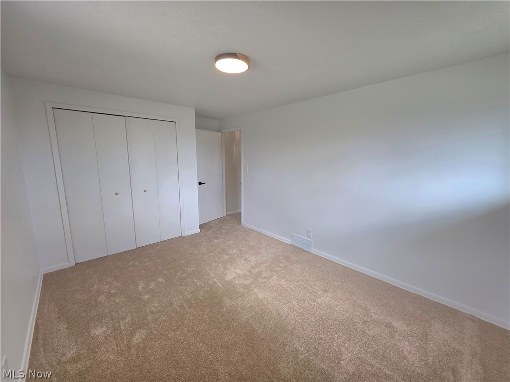 3181 Parmalee Drive Seven Hills OH 44131