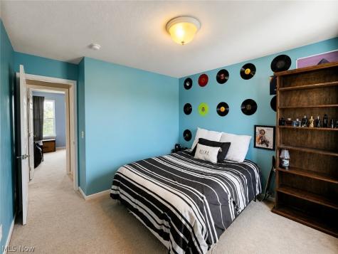 10065 Meadow Ridge Drive Streetsboro OH 44241