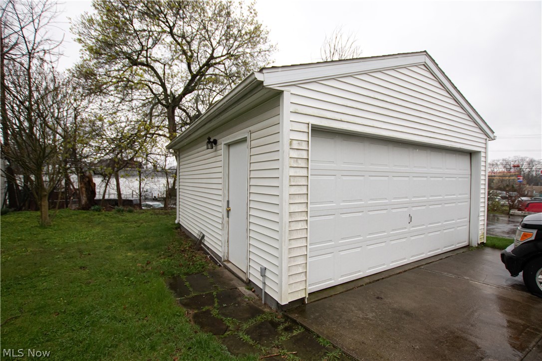 26 E Grace Street Bedford OH 44146
