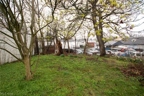 26 E Grace Street Bedford OH 44146