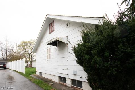 26 E Grace Street Bedford OH 44146