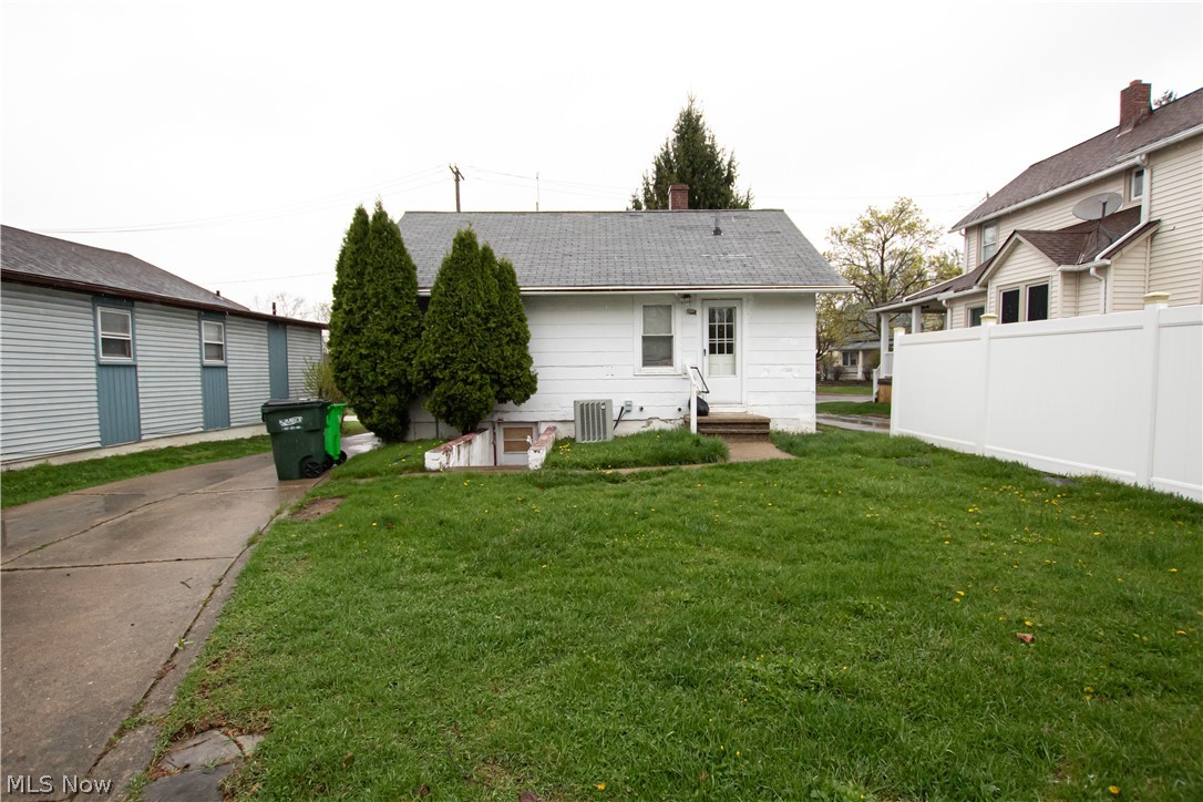26 E Grace Street Bedford OH 44146