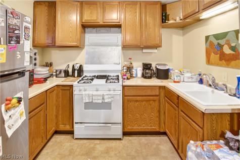 26 E Grace Street Bedford OH 44146
