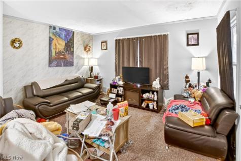 26 E Grace Street Bedford OH 44146