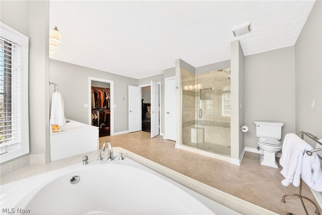 4530 Swan Lake Drive Copley OH 44321
