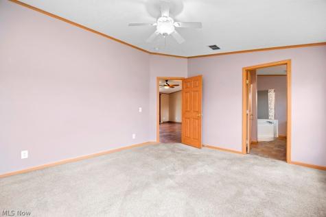 18741 West Road Wellington OH 44090