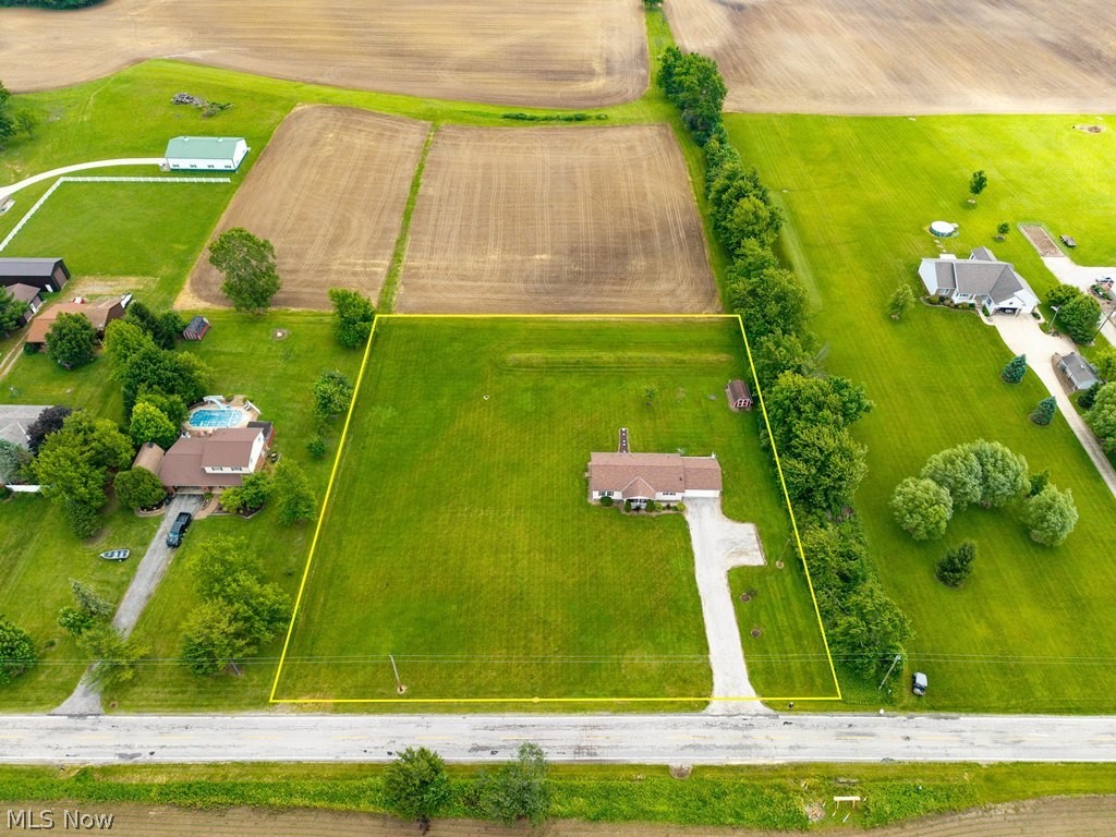 18741 West Road Wellington OH 44090