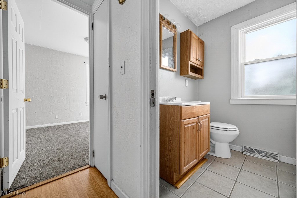 37750 Willow Drive Eastlake OH 44095