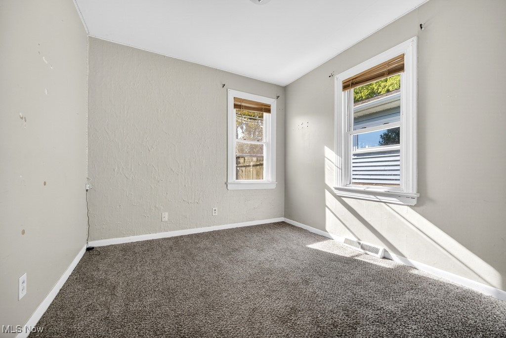 37750 Willow Drive Eastlake OH 44095