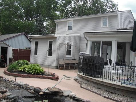 4816 Edgewood Drive Lorain OH 44053