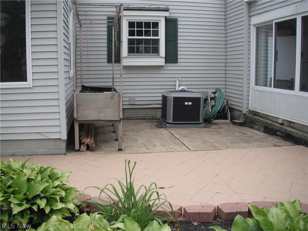 4816 Edgewood Drive Lorain OH 44053