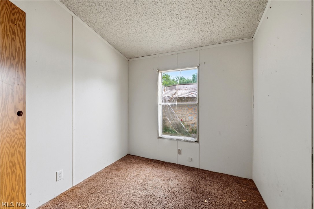 10938 Leader Road Chardon OH 44024