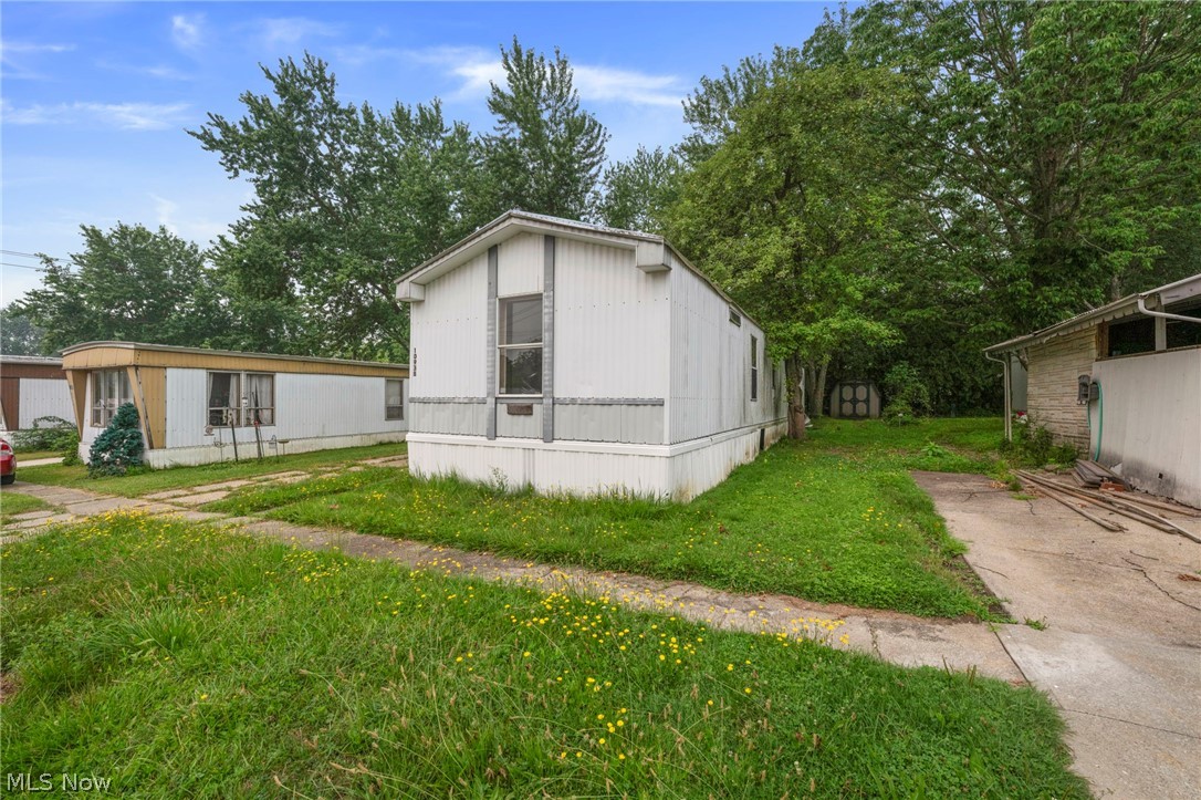 10938 Leader Road Chardon OH 44024