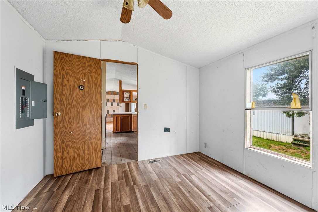 10938 Leader Road Chardon OH 44024