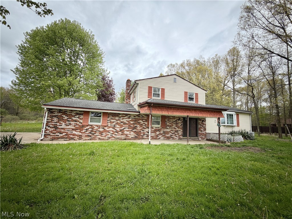 3948 Carson Salt Springs Road Newton Falls OH 44444