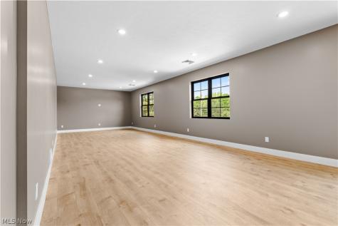 1091 Wadsworth Road Medina OH 44256