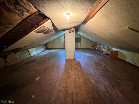25625 Highland Road Richmond Heights OH 44143