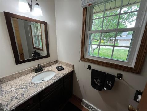 299 Pheasant Run Wadsworth OH 44281