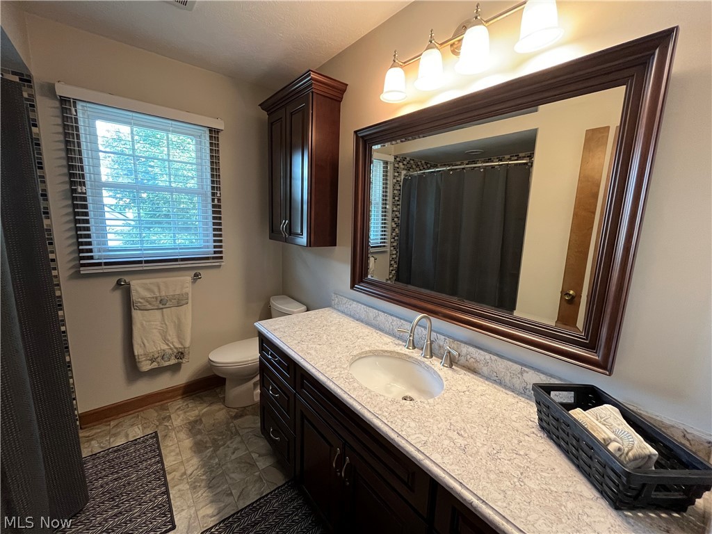 299 Pheasant Run Wadsworth OH 44281